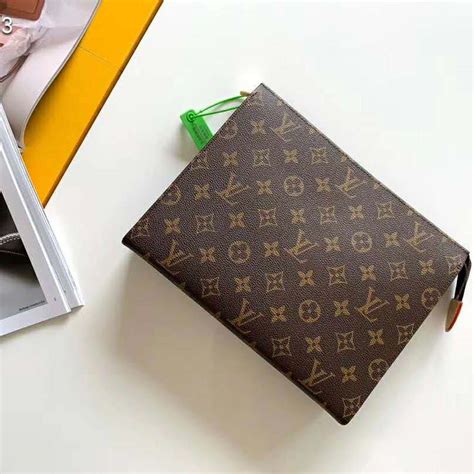 lv toiletry pouch 15 review|lv toiletry pouch 26 selfridges.